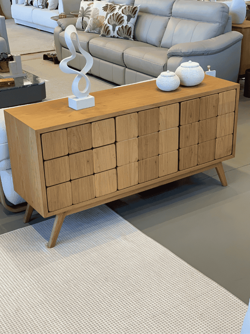 Buffet Odin em Madeira Maciça