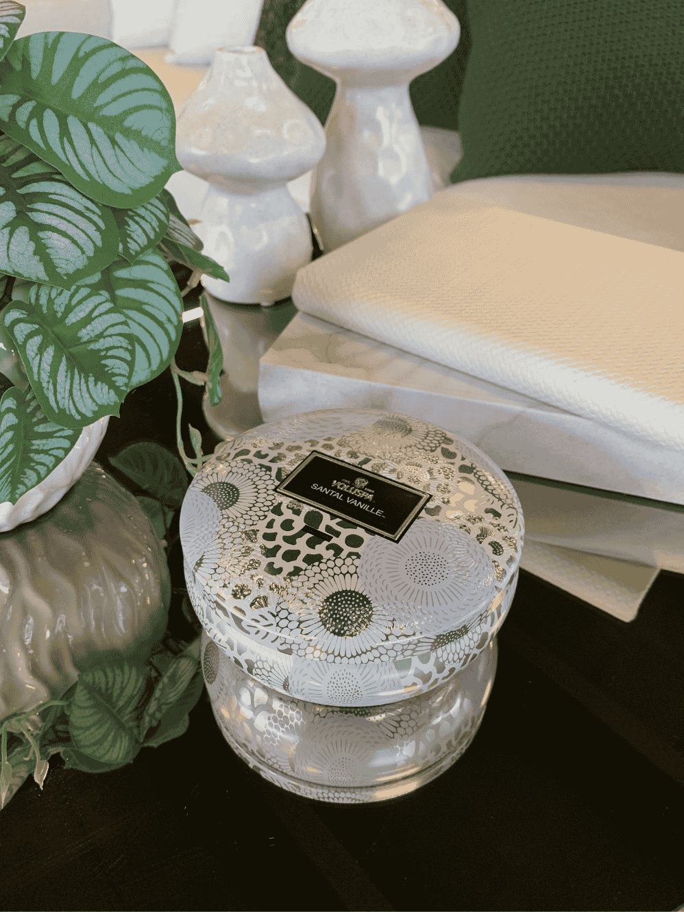 Vela Voluspa Lata 3 Pavios 60H Santal Vanille