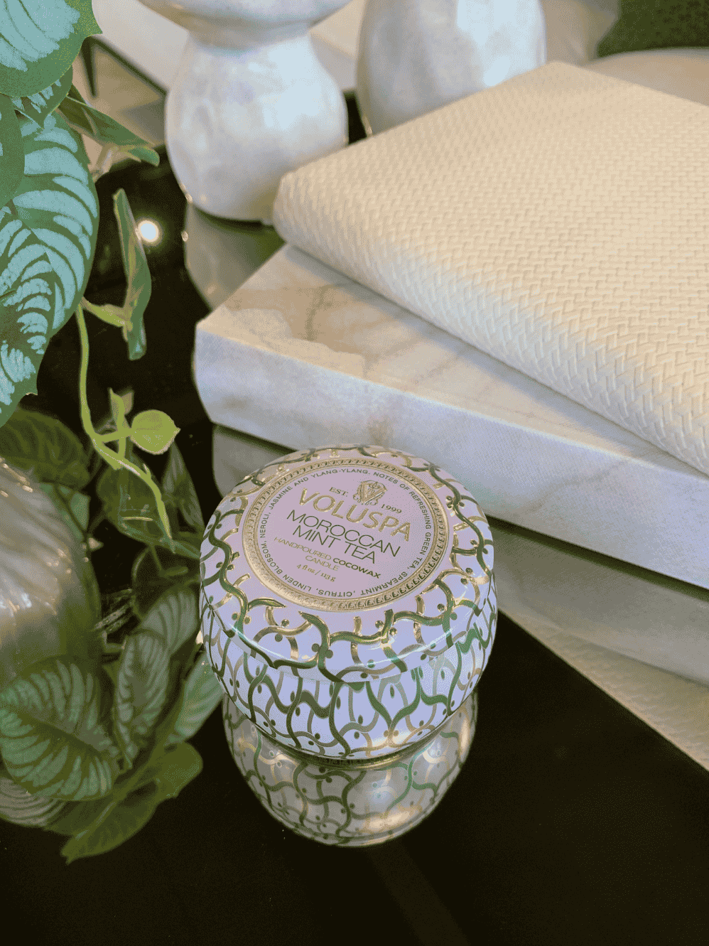 Mini Vela Voluspa Lata 25H Moroccan Mint Tea