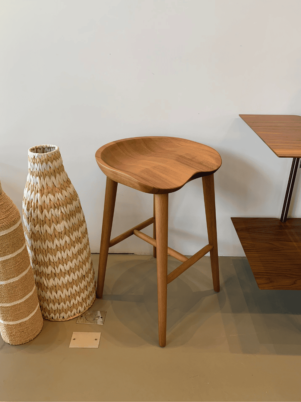 Banqueta Samba em Madeira Maciça