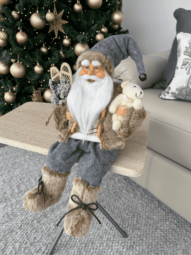 Boneco Papai Noel Sentado Ursinho Natal 40cm Cinza