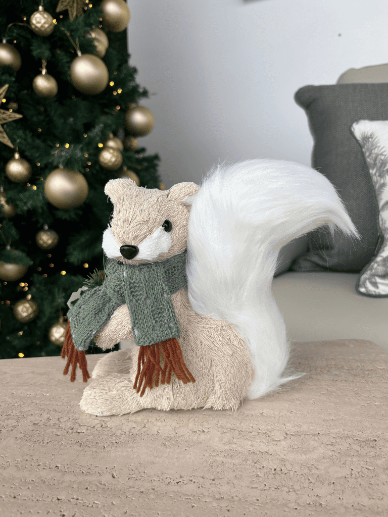 Boneco Esquilo em Sisal Natal 19cm Bege