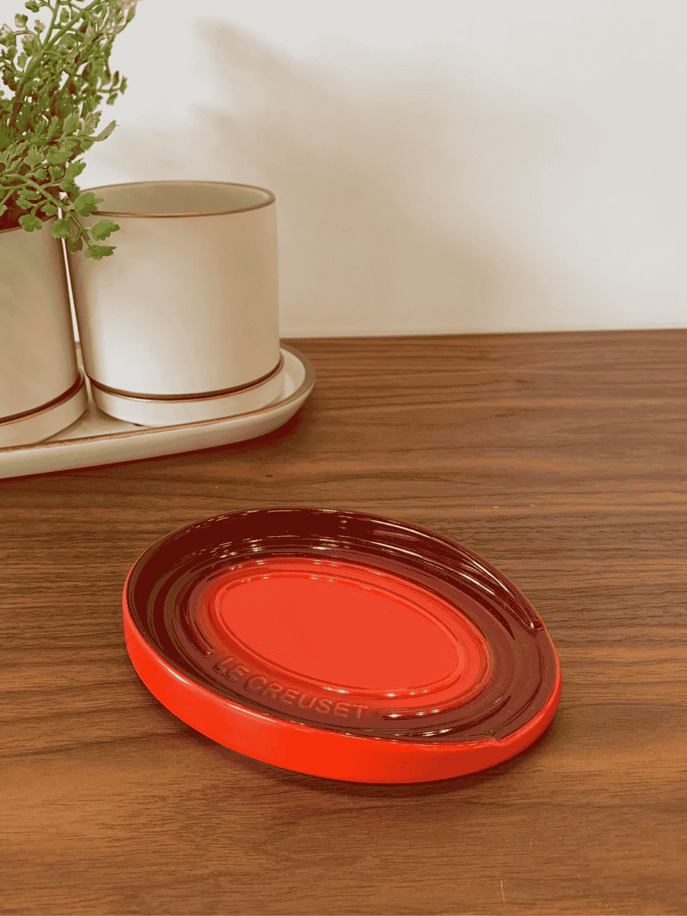 Descanso Oval para Colher Le Creuset 16cm Vermelho