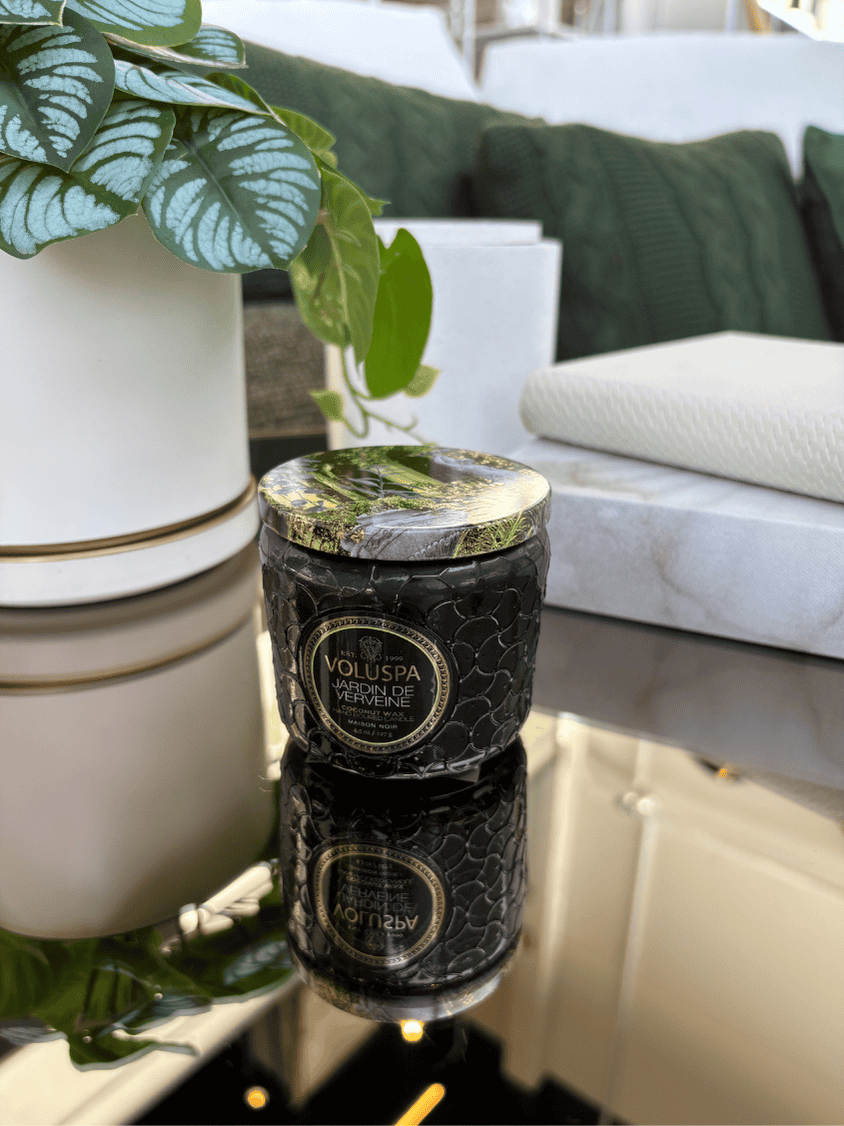 Vela Voluspa Pote Vidro +35H Jardin de Verveine