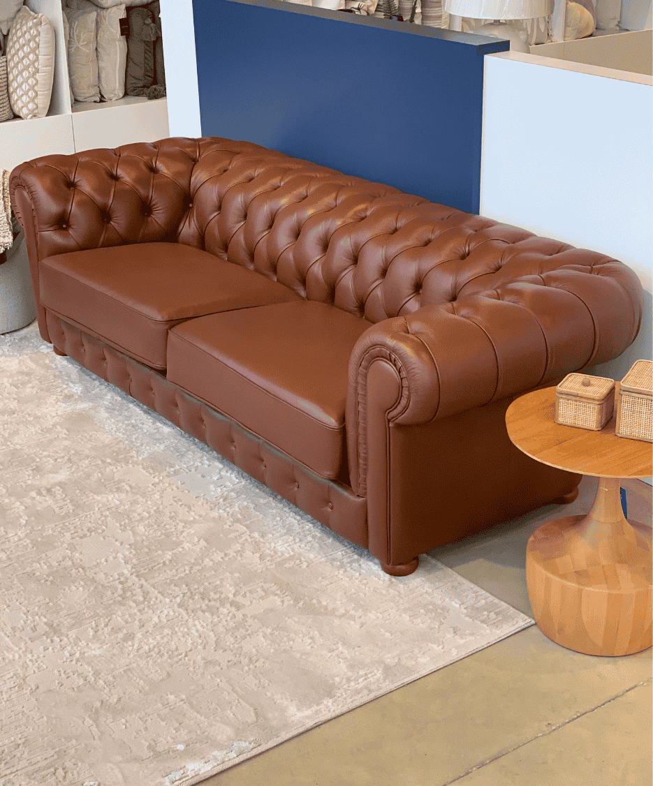 Sofá Chesterfield em Couro