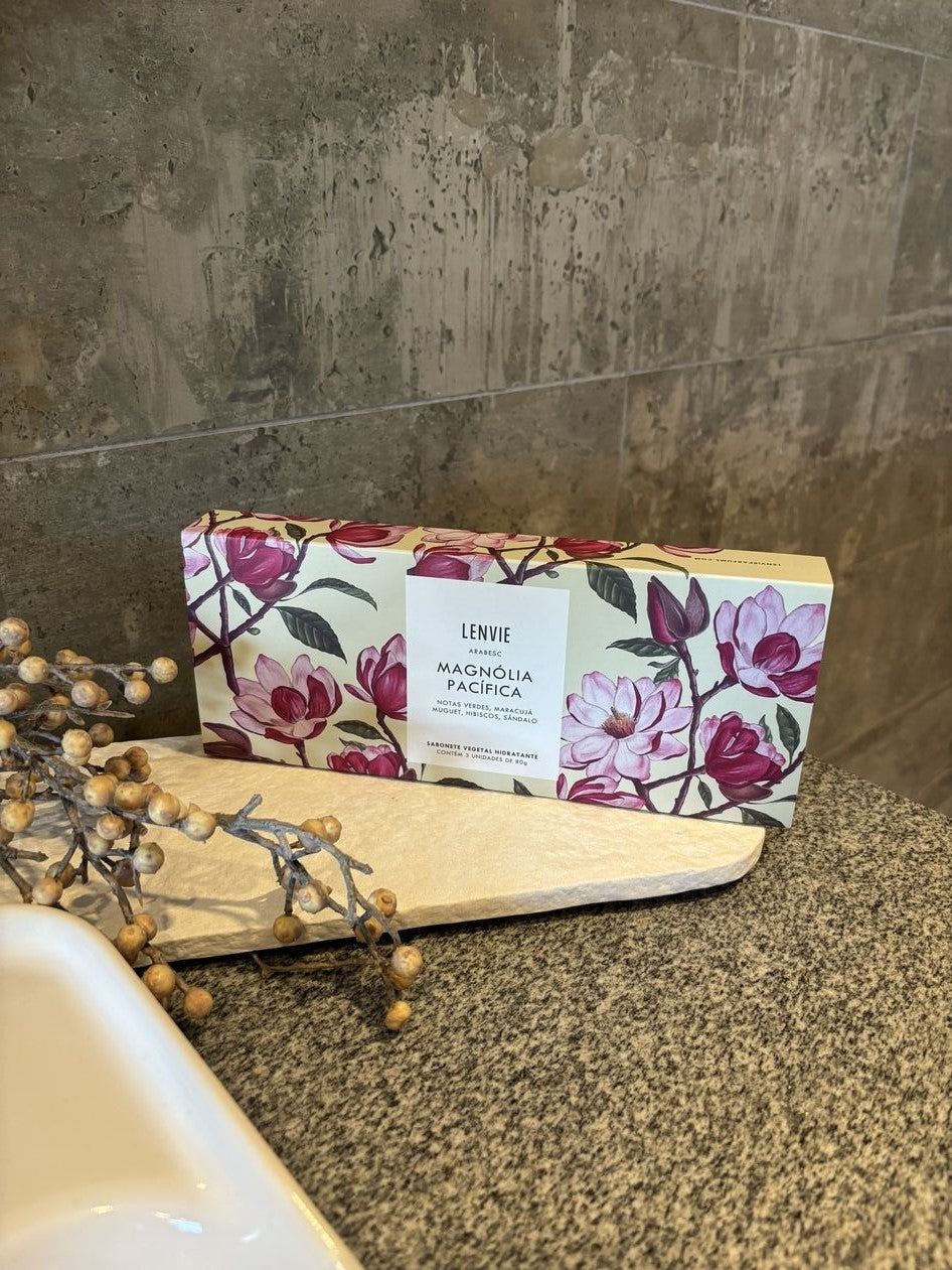 Kit Sabonetes em Barra Lenvie Magnólia Pacífica 80g