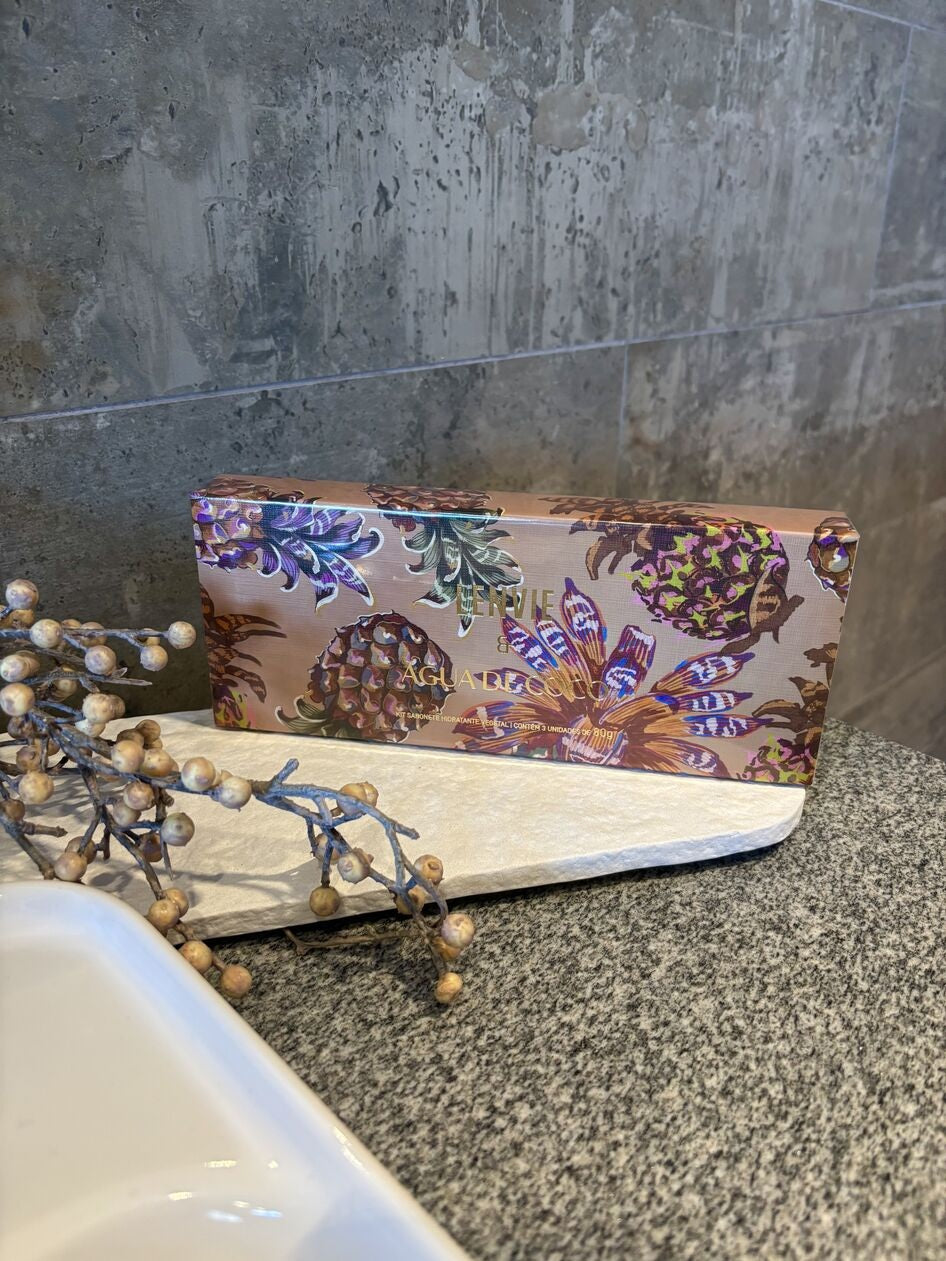 Kit Sabonetes em Barra Lenvie Terra do Sol Água de Coco 80g