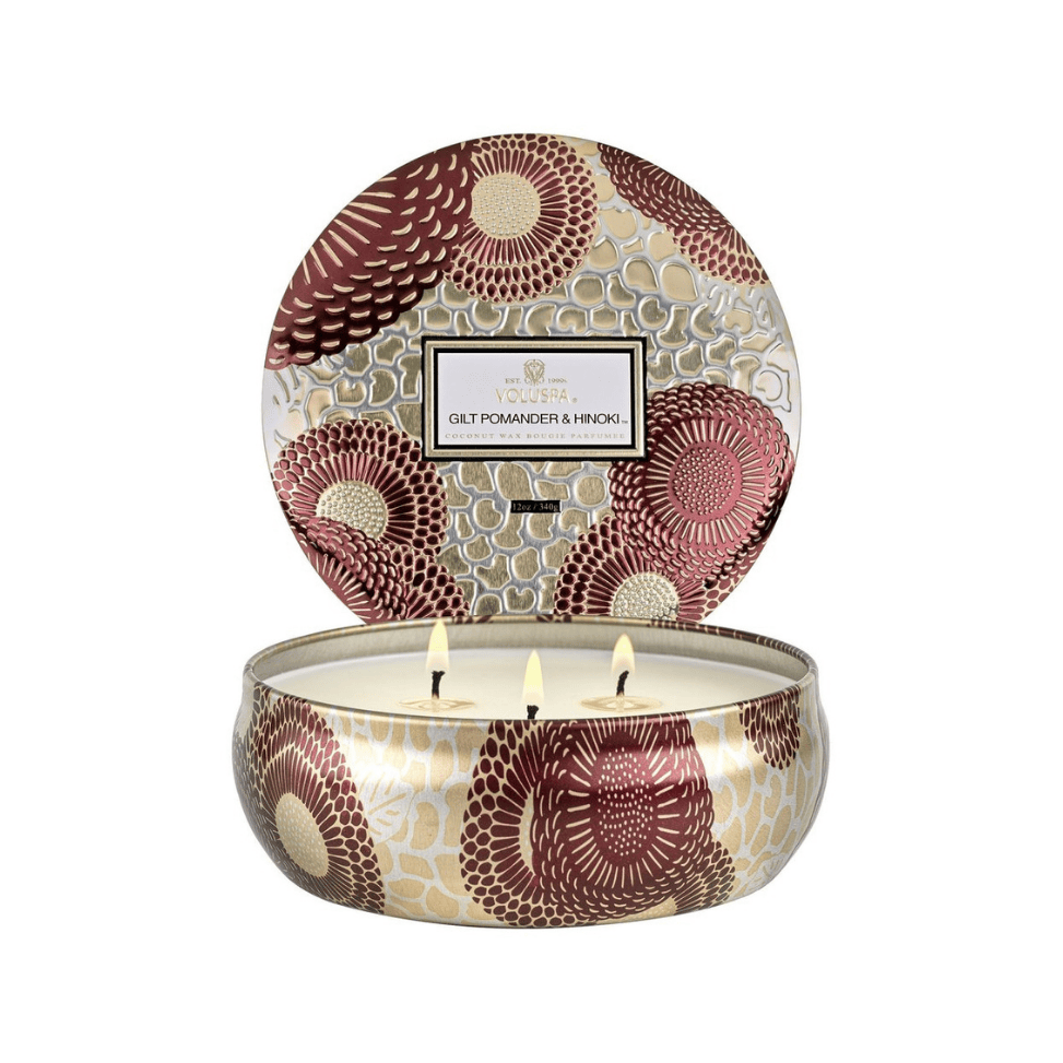 Vela Voluspa Lata 3 Pavios 60H Gilt Pomander e Hinok