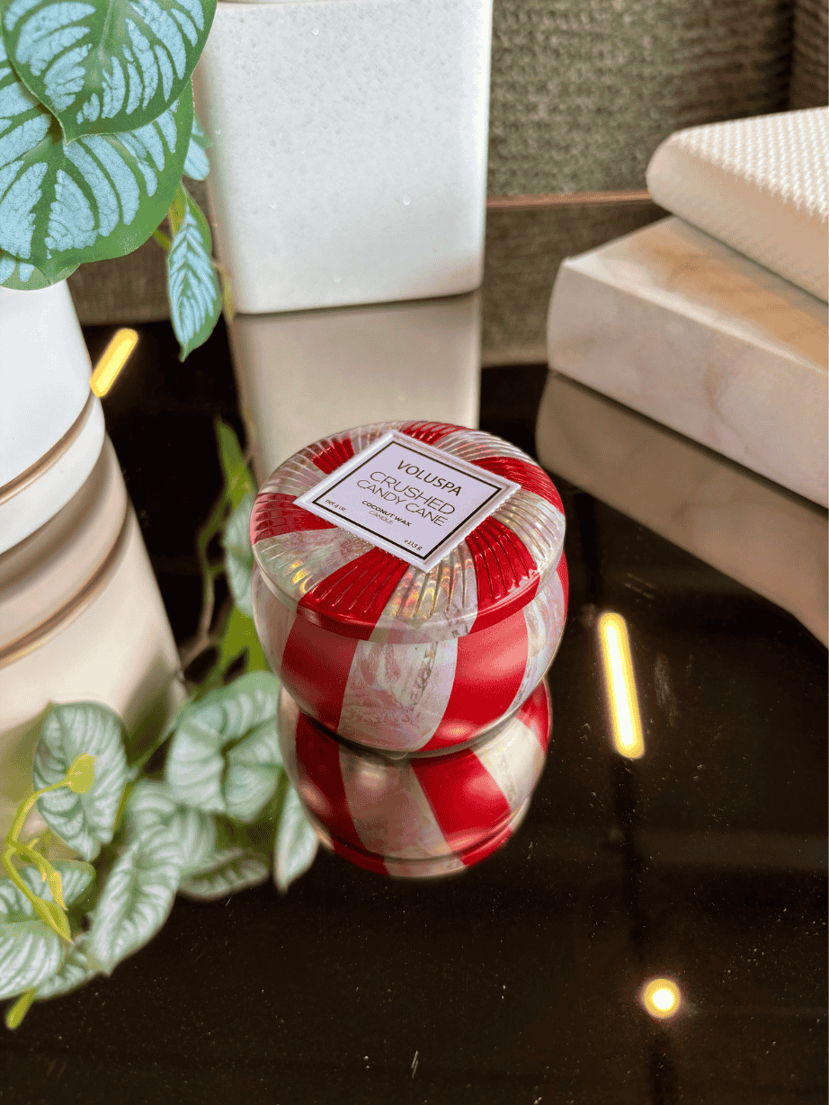 Mini Vela Voluspa Lata 25H Crushed Candy Cane
