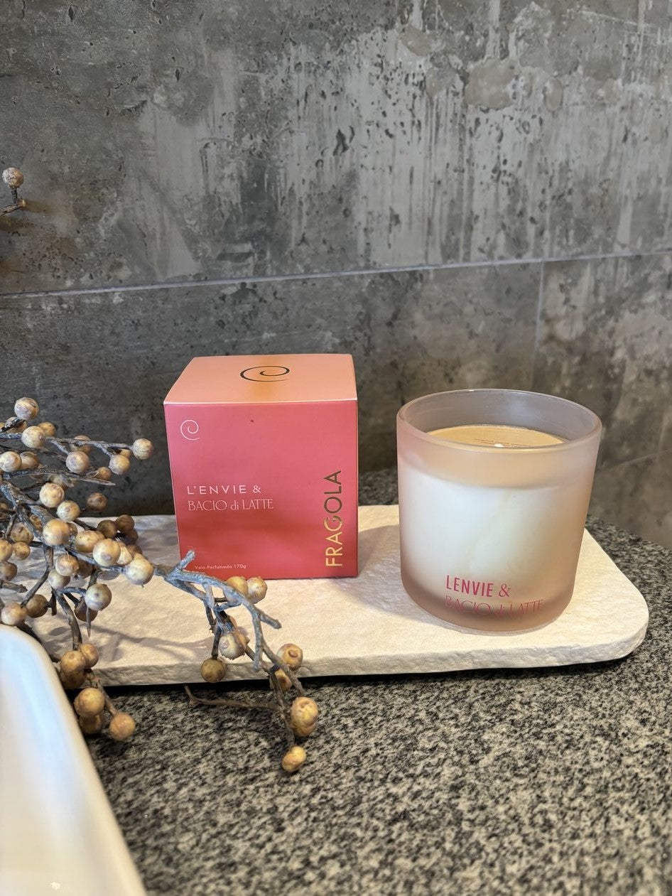 Vela Perfumada Lenvie Bacio Di Latte Fragola 170g